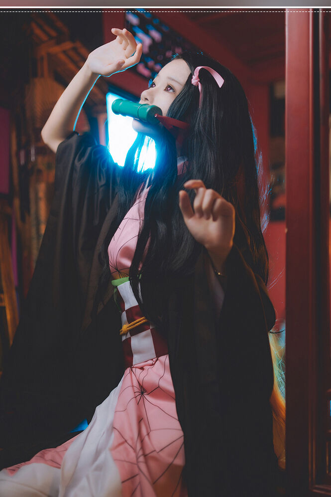 Nezuko Kamado Kimono Cosplay Costume - Demon Slayer Kimetsu no Yaiba